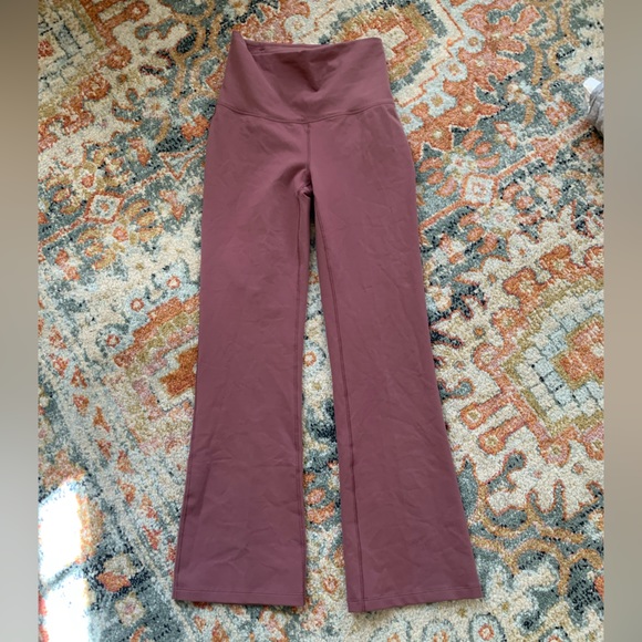 Calia by Carrie Underwood high rise crop flare, mauve, XS NWT - Picture 1 of 6